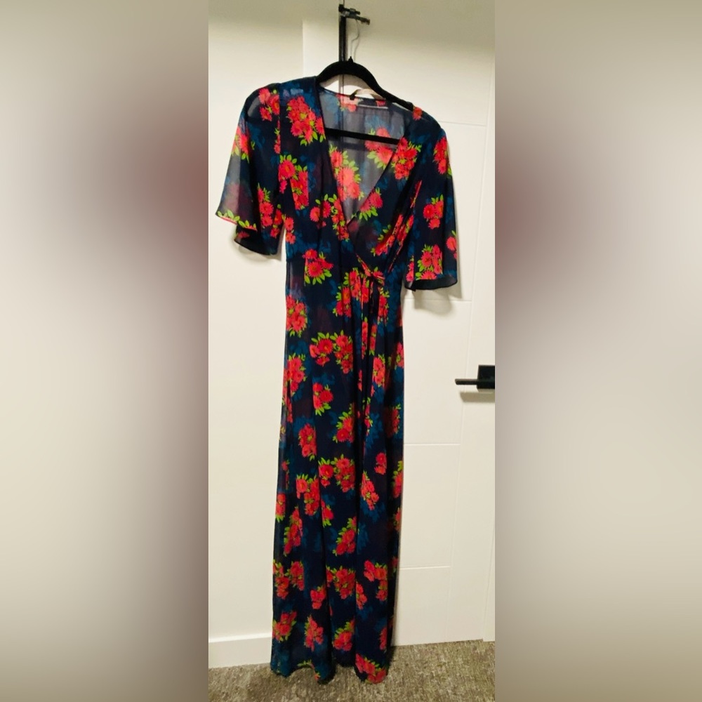 ⚫️ Zara ⚫️ wrap semi sheer floral maxi dress - size small